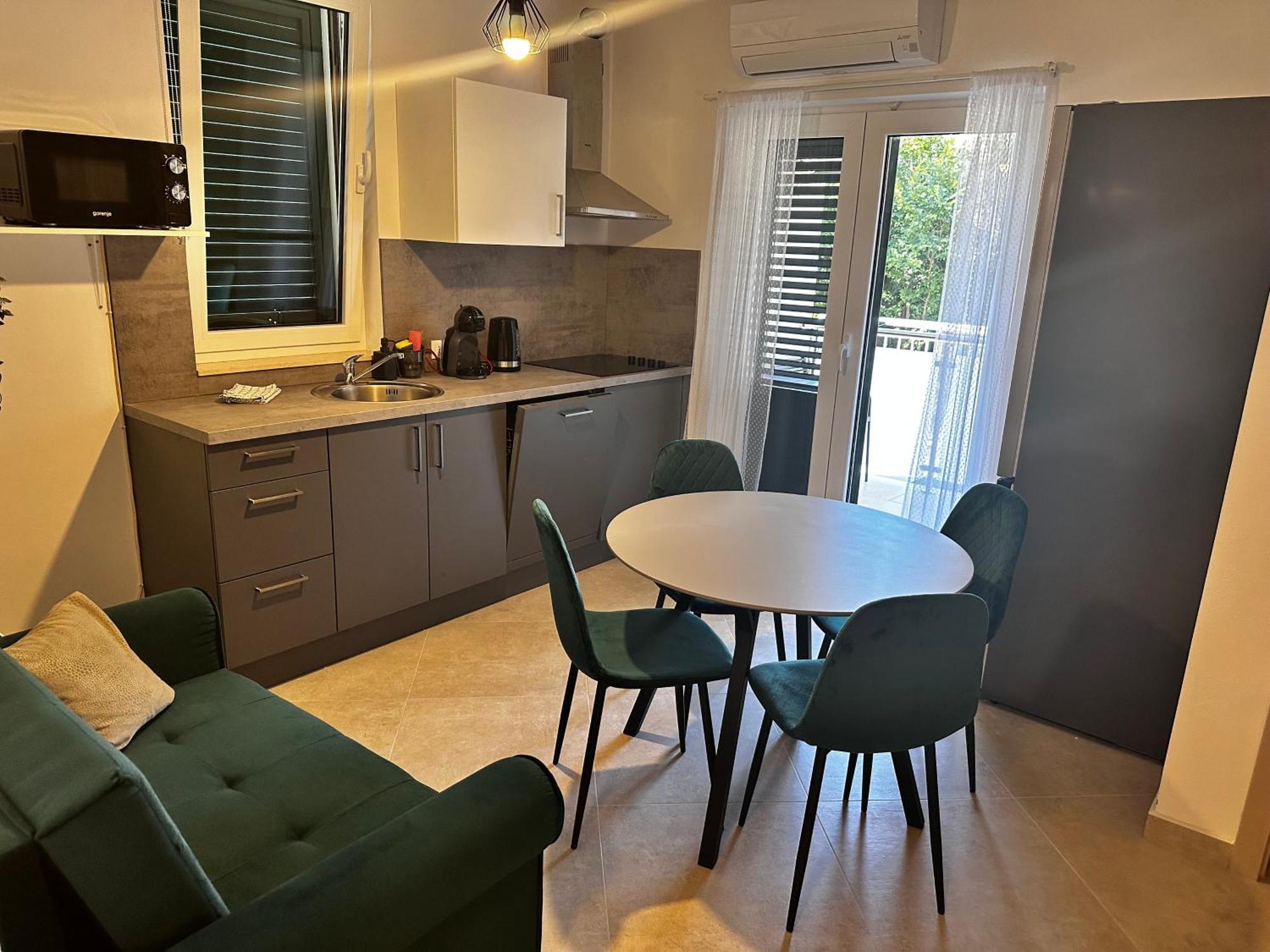 Divine Apartments Башка Екстер'єр фото